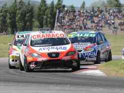 Leandro Carducci (Seat Leon), neutraliza a Ivan Saturni y Emanuel Moriatis 